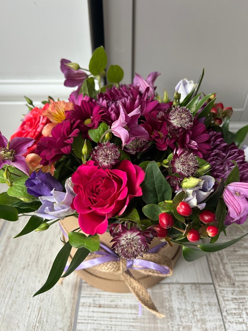 Kraft Hat Box Arrangement.