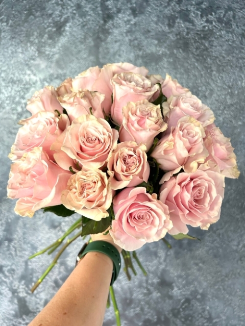 Classic Pink Roses Bouquet.