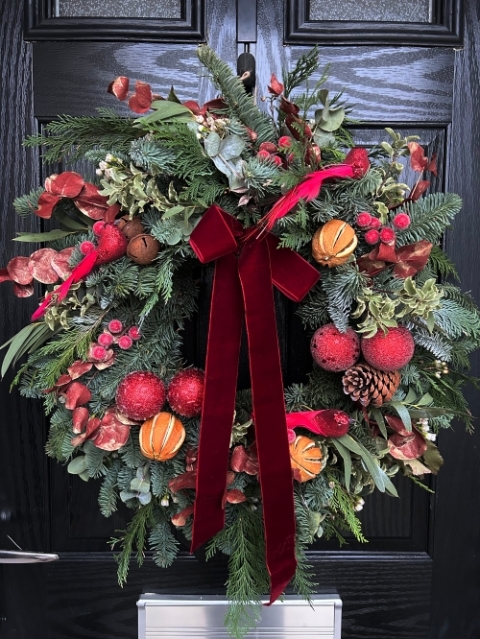 Robin Red Wreath.